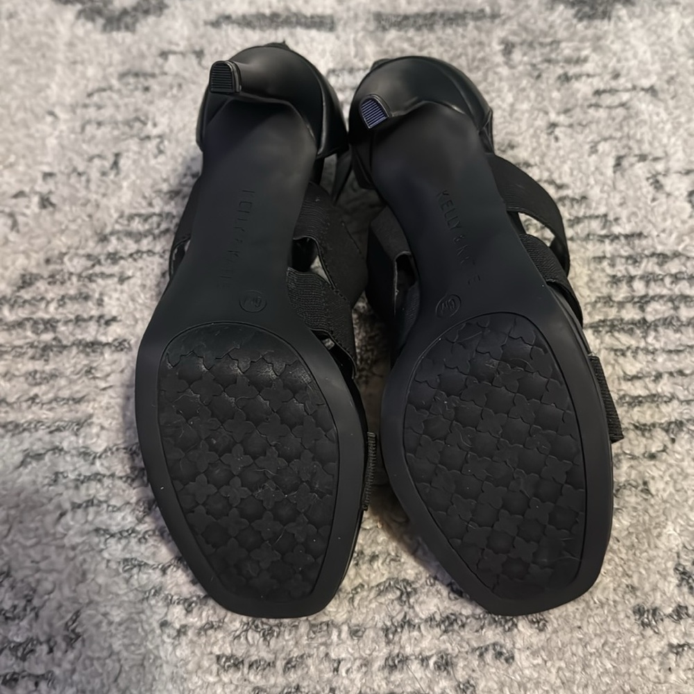 Kelly & Katie black strappy sandal size 6 - Picture 4 of 4
